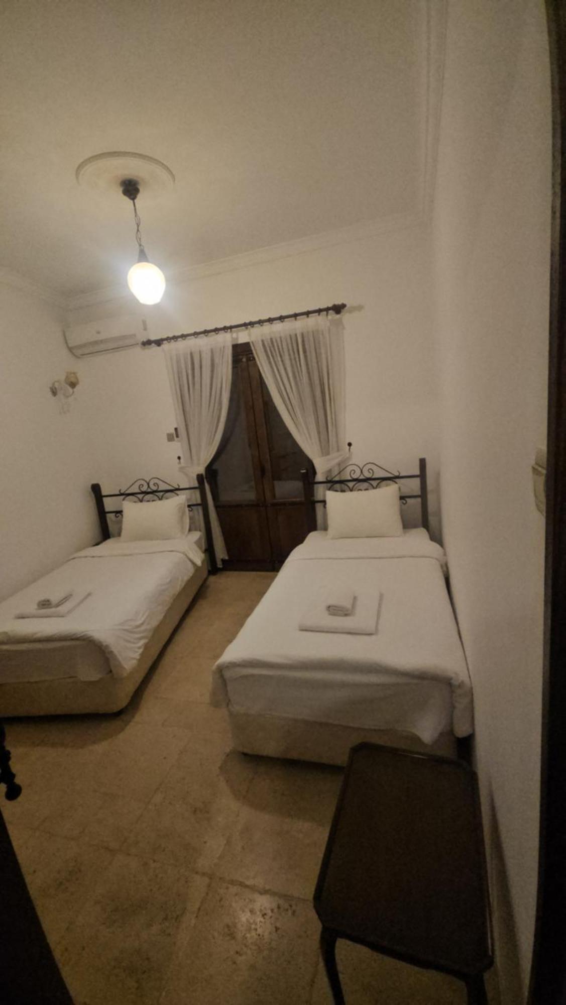 Malia Apartment ファマグスタ エクステリア 写真